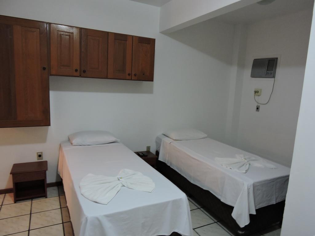 Rede Hs Hotelaria Флорианополис Номер фото