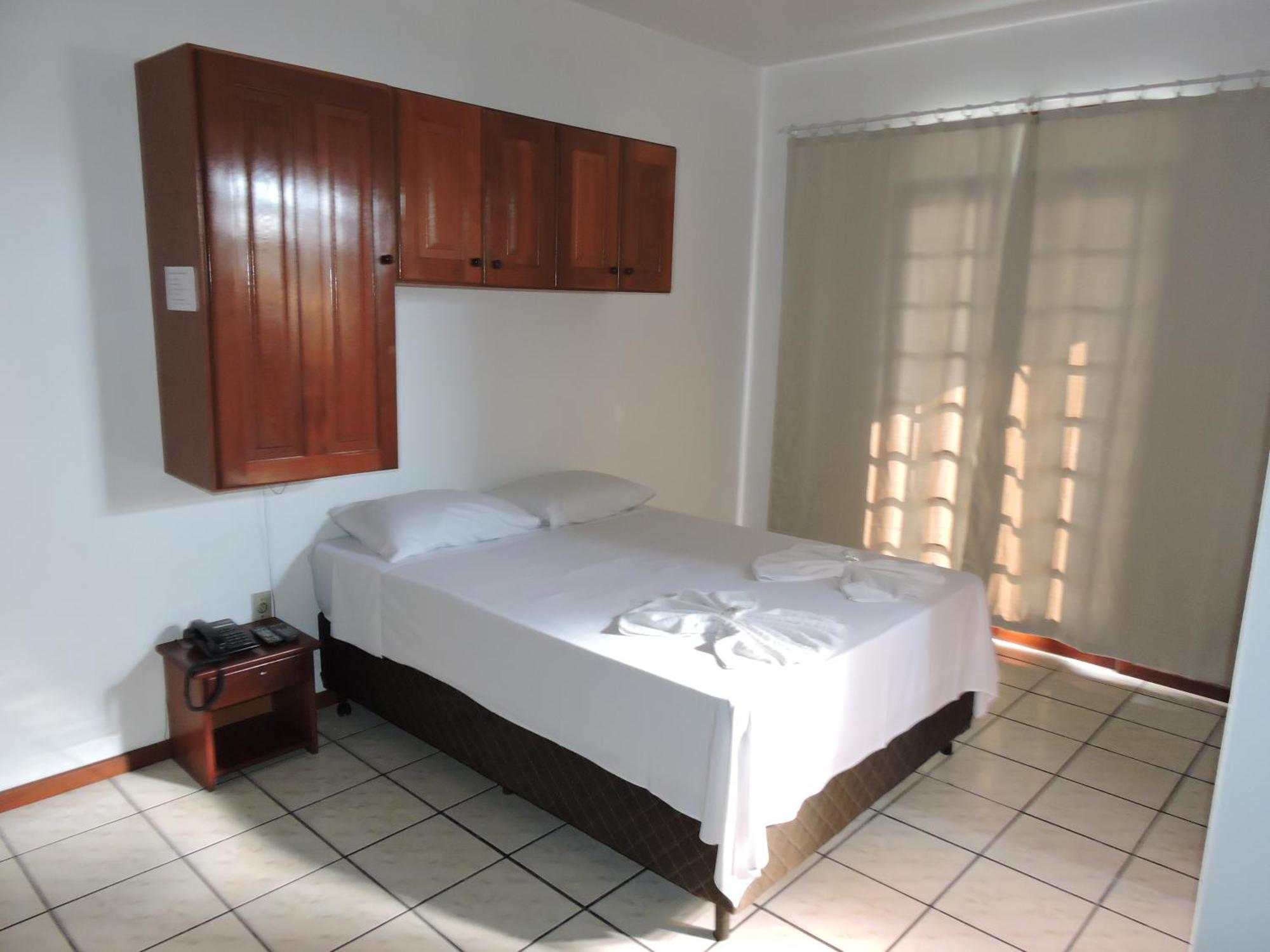 Rede Hs Hotelaria Флорианополис Номер фото